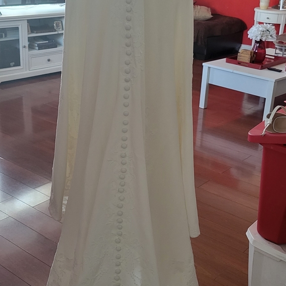 Martina iliana wedding dress - Picture 5 of 5